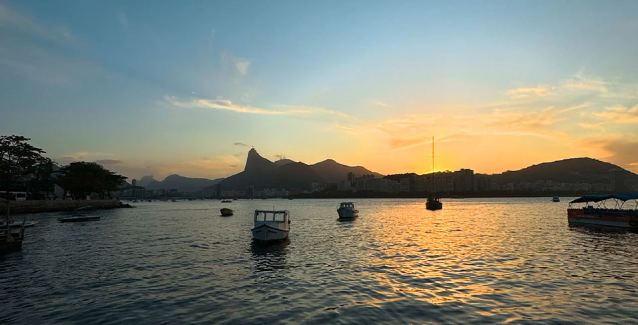 Floating Restaurant - Lunch in Urca - Image